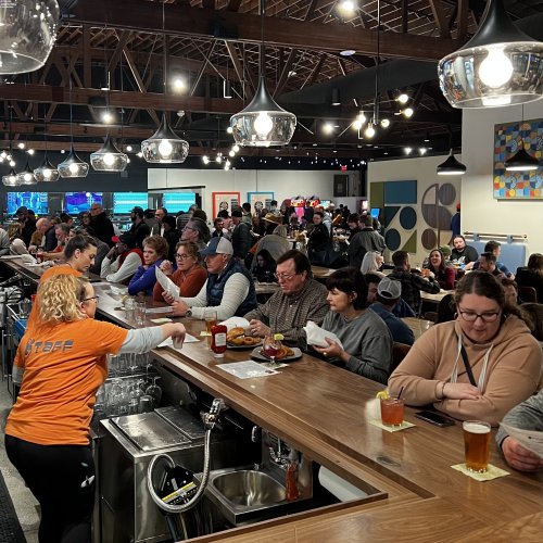 Craft beer, food, and other drinks are always available at Socibowl.